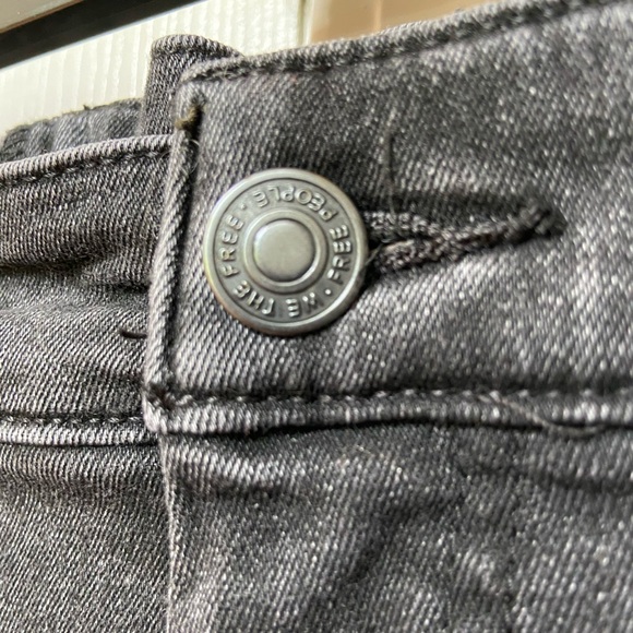 NWOT CRVY black jeans - Picture 5 of 7
